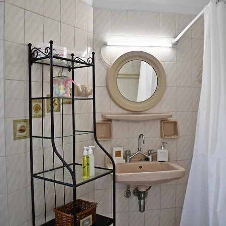 Cycladic House For 3 Persons At Lefkes Paros *